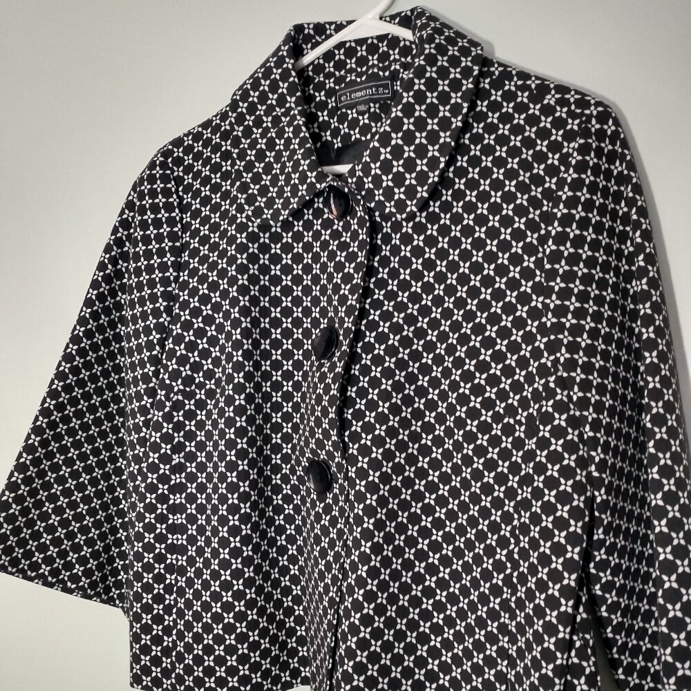 NWOT Elementz Cape Style Jacket Size L